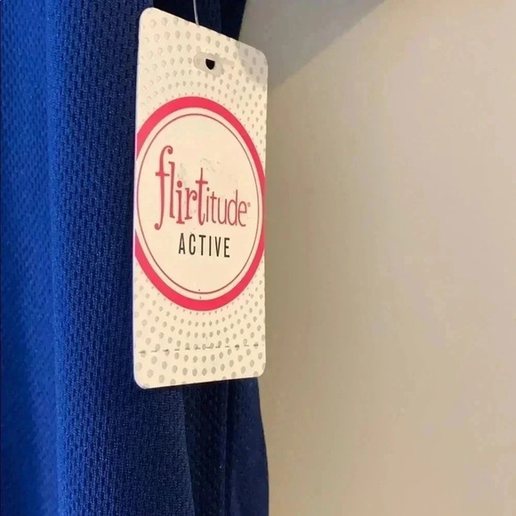 Queens New York Flirtitude Active Short Sleeve T-Shirt - Picture 4 of 9